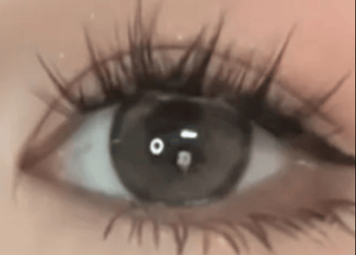 Lashurry Opera - “Command the spotlight.”